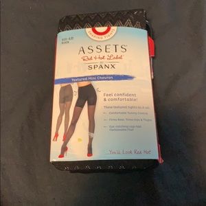 Spanx tights black chevron 4/D